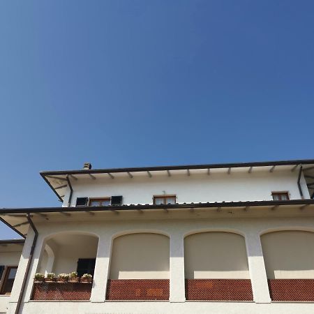 Villa Flora Affittacamere Luni Exterior photo